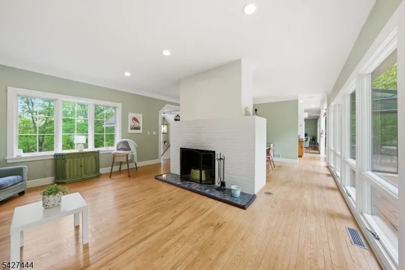 156 Kingsland Rd Boonton, NJ 07005