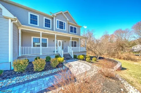 1125 Van Arsdale Dr