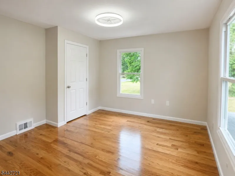 322 Madison Ave Newfield, NJ 08344