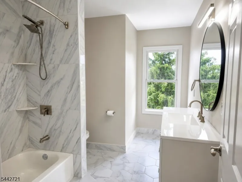 322 Madison Ave Newfield, NJ 08344