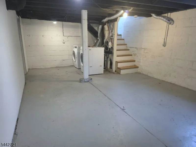 322 Madison Ave Newfield, NJ 08344