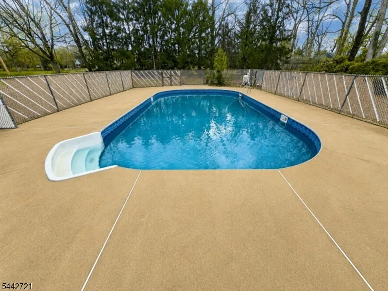 322 Madison Ave Newfield, NJ 08344