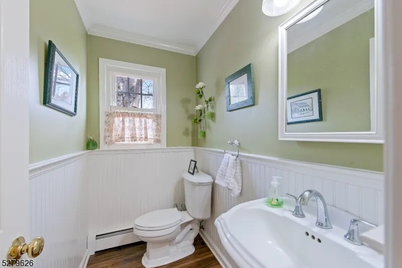 164 Parker Rd Washington, NJ 07853