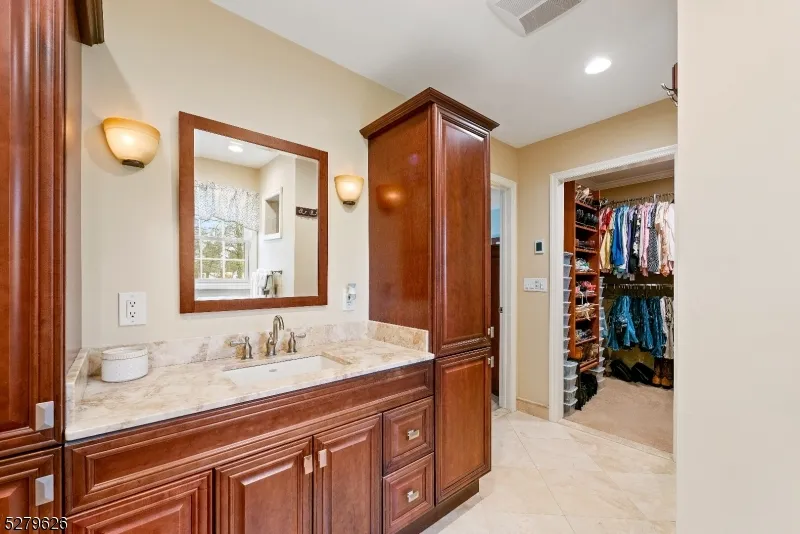 164 Parker Rd Washington, NJ 07853