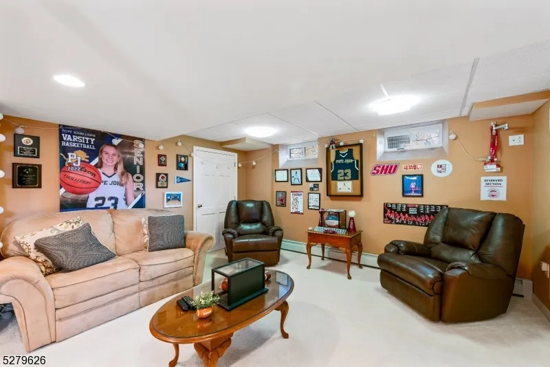 164 Parker Rd Washington, NJ 07853