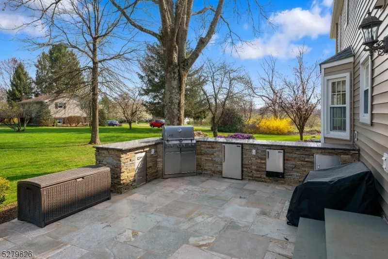 164 Parker Rd Washington, NJ 07853