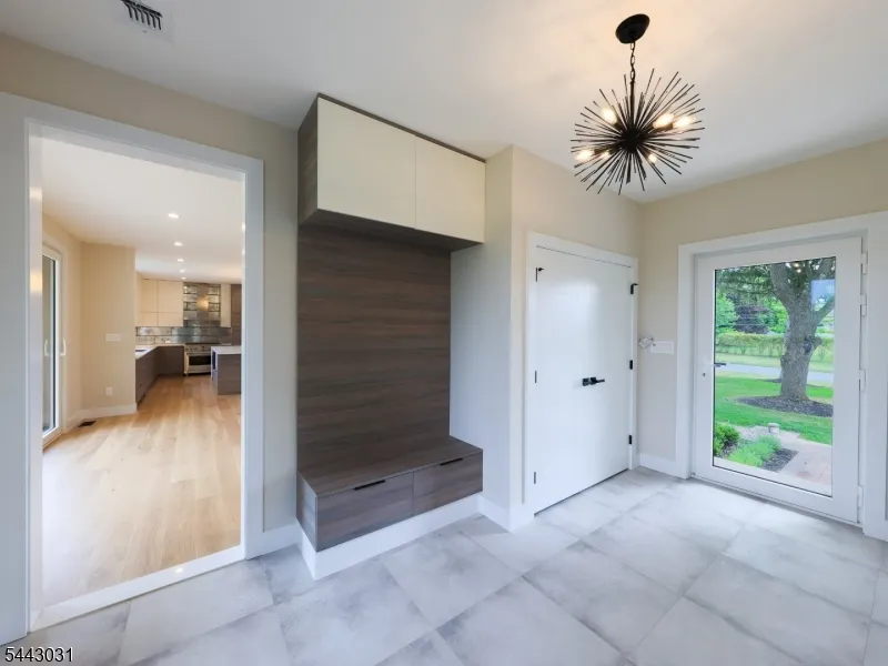1449 Trenton Harbourton Hopewell, NJ 08534
