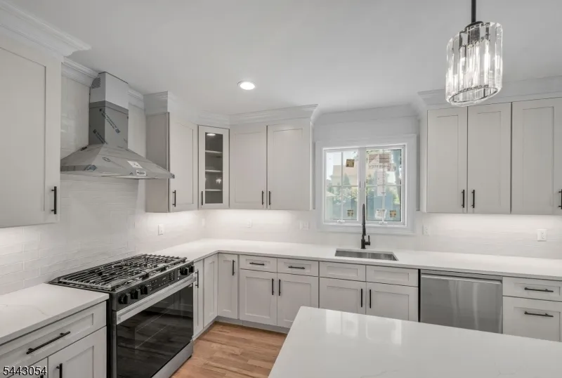 36 Albert Ave Fair Lawn, NJ 07410