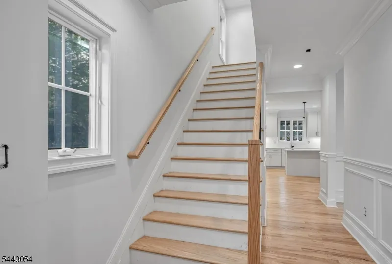 36 Albert Ave Fair Lawn, NJ 07410