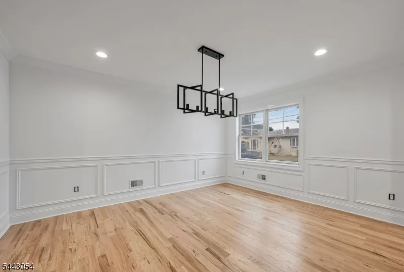 36 Albert Ave Fair Lawn, NJ 07410