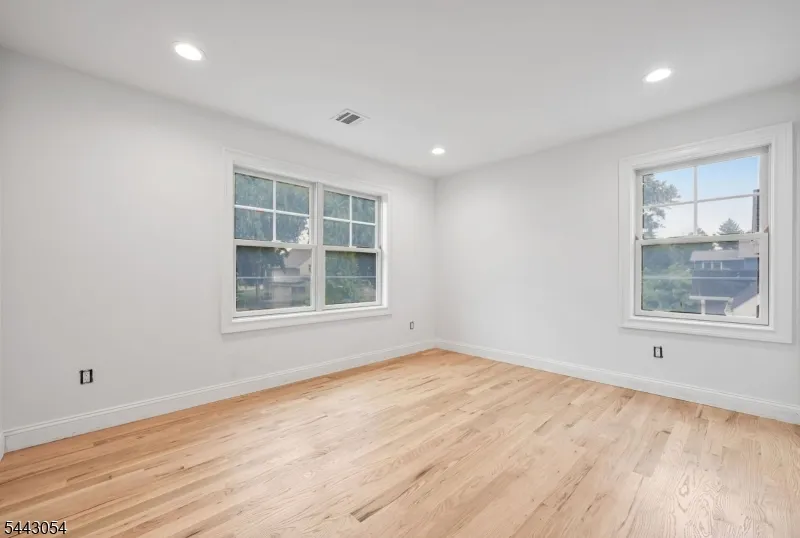 36 Albert Ave Fair Lawn, NJ 07410
