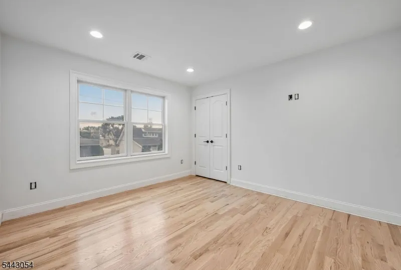 36 Albert Ave Fair Lawn, NJ 07410
