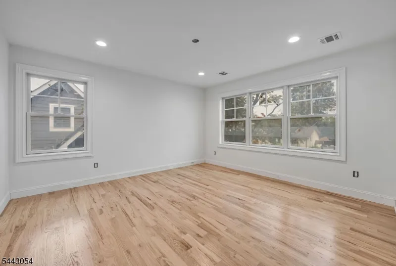 36 Albert Ave Fair Lawn, NJ 07410