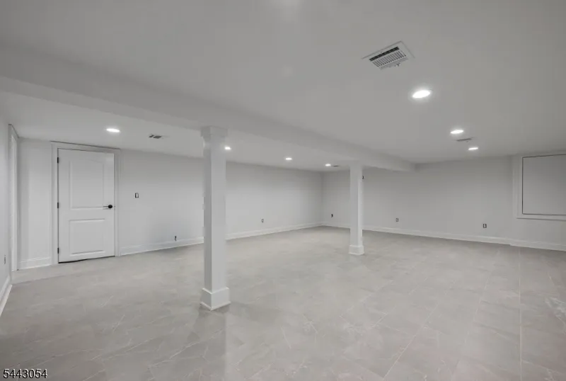 36 Albert Ave Fair Lawn, NJ 07410