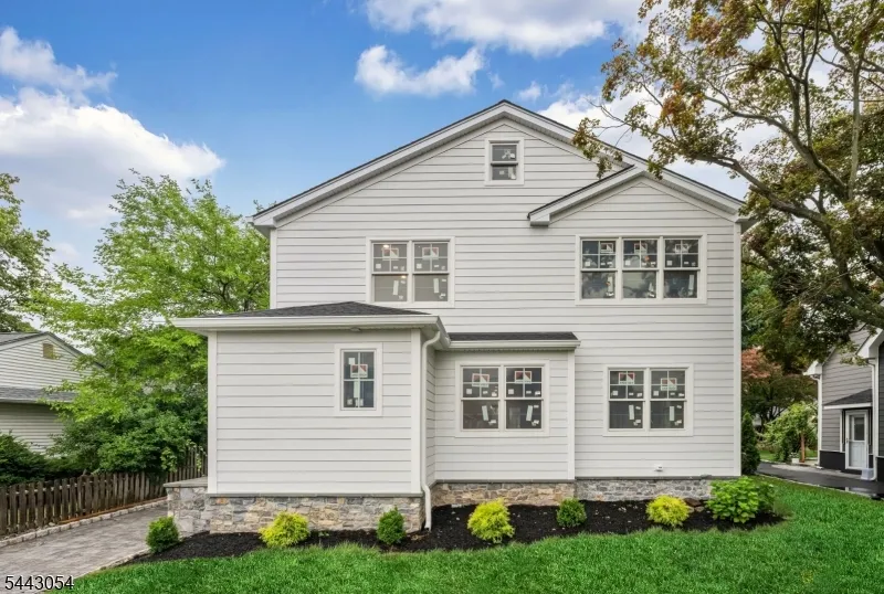 36 Albert Ave Fair Lawn, NJ 07410