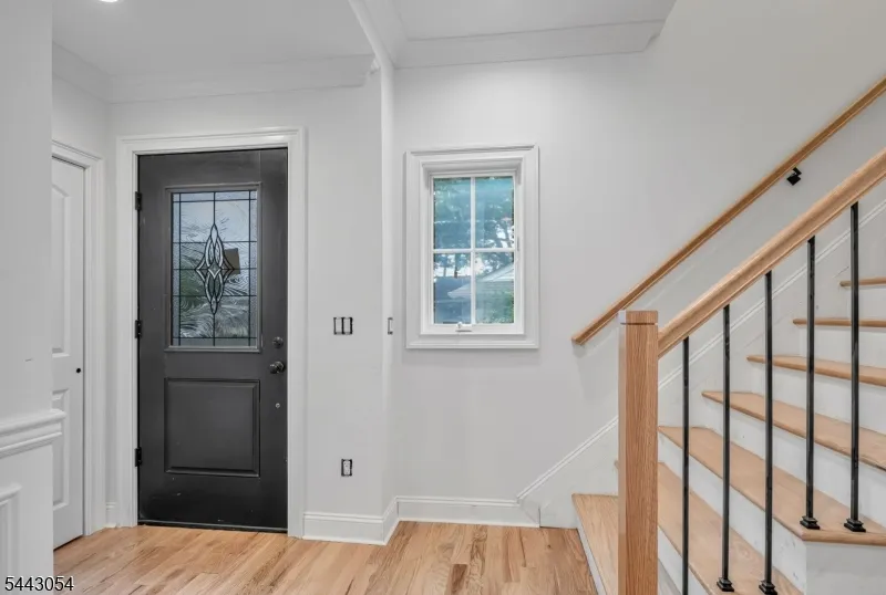 36 Albert Ave Fair Lawn, NJ 07410