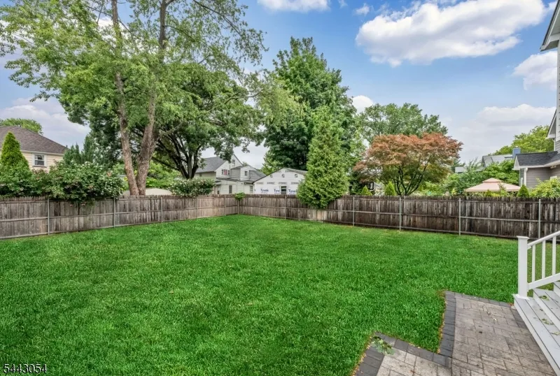 36 Albert Ave Fair Lawn, NJ 07410