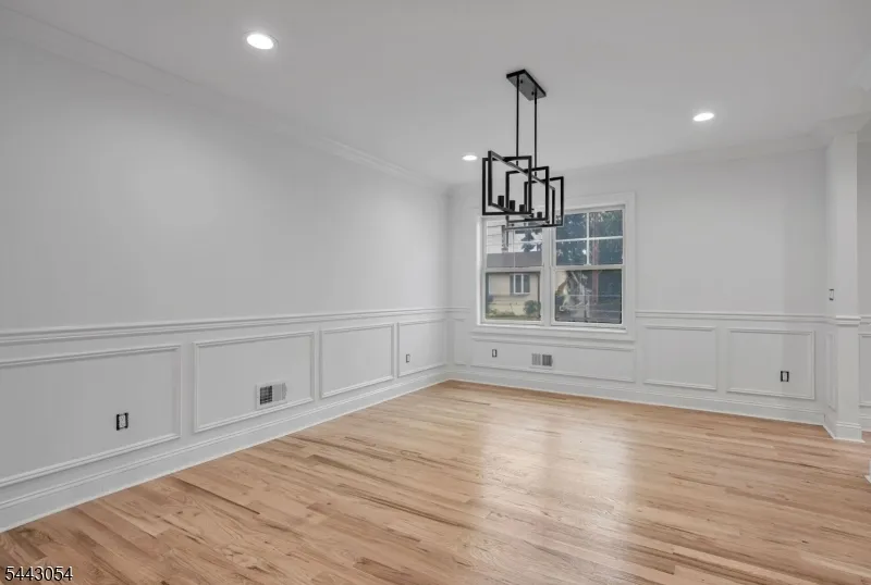 36 Albert Ave Fair Lawn, NJ 07410