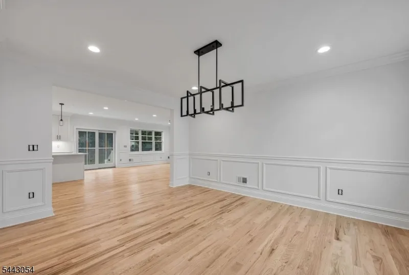 36 Albert Ave Fair Lawn, NJ 07410