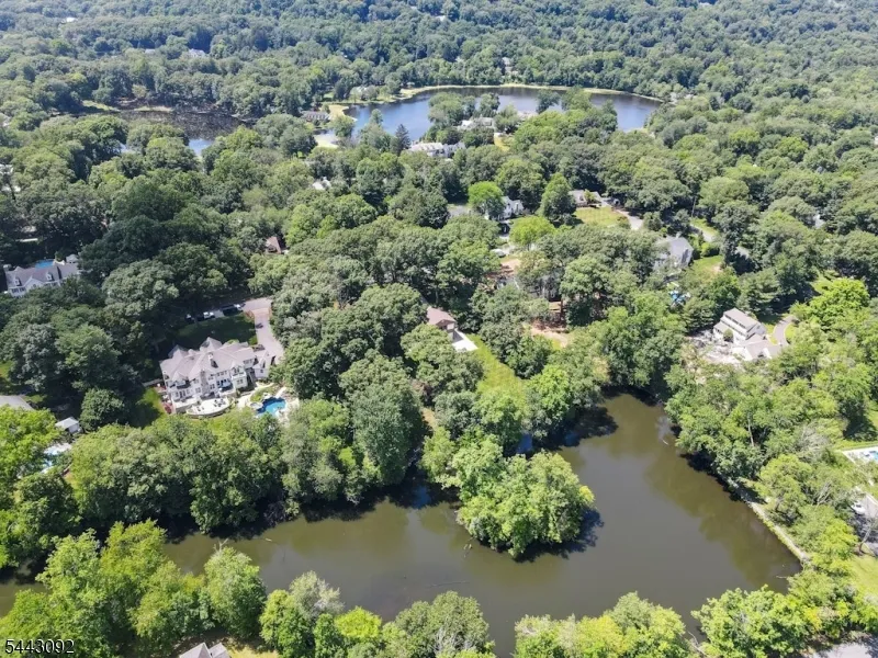 263 Arbor Rd Franklin Lakes, NJ 07417