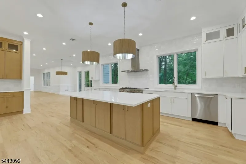 263 Arbor Rd Franklin Lakes, NJ 07417