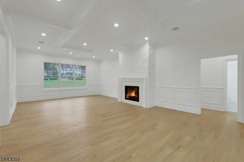 263 Arbor Rd Franklin Lakes, NJ 07417