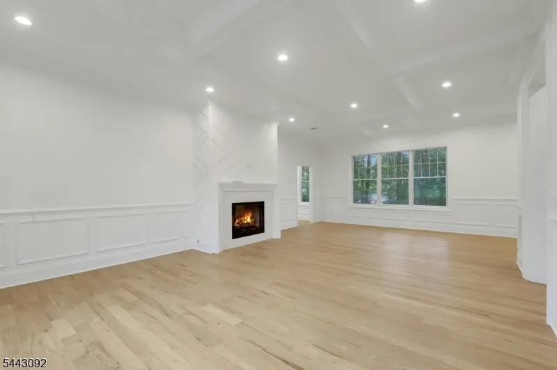 263 Arbor Rd Franklin Lakes, NJ 07417