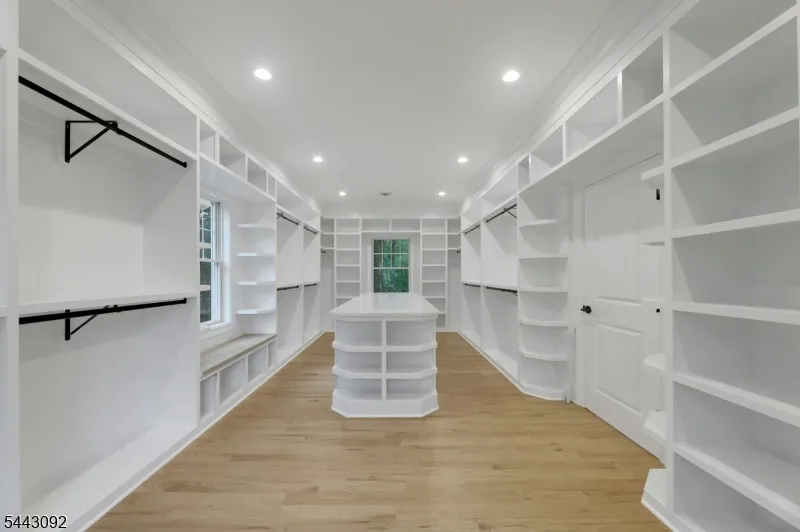 263 Arbor Rd Franklin Lakes, NJ 07417