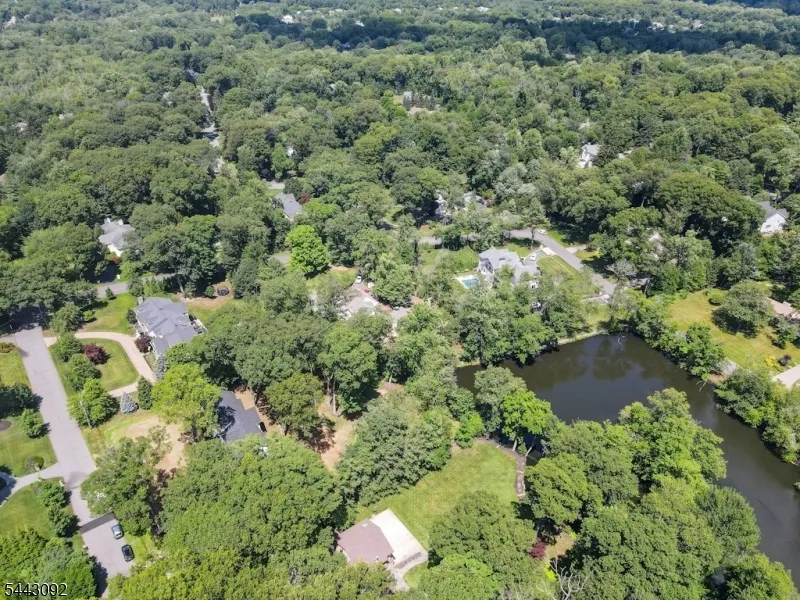 263 Arbor Rd Franklin Lakes, NJ 07417