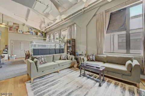 300 Communipaw Ave #160 Unit 160