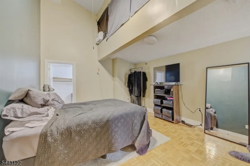 300 Communipaw Ave #160 Unit 160 Jersey City, NJ 07304