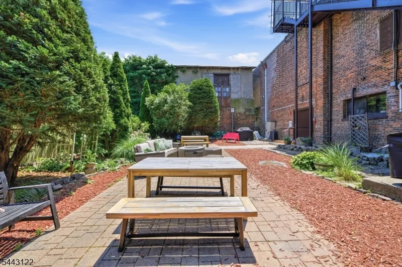300 Communipaw Ave #160 Unit 160 Jersey City, NJ 07304