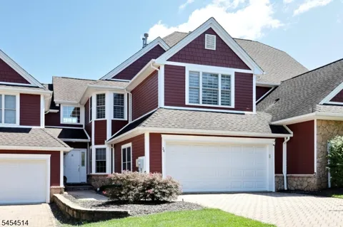 28 Turnberry Ln #28 Unit 28