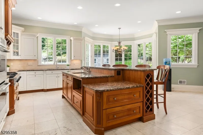 7 Cobblefield Rd Mendham, NJ 07945