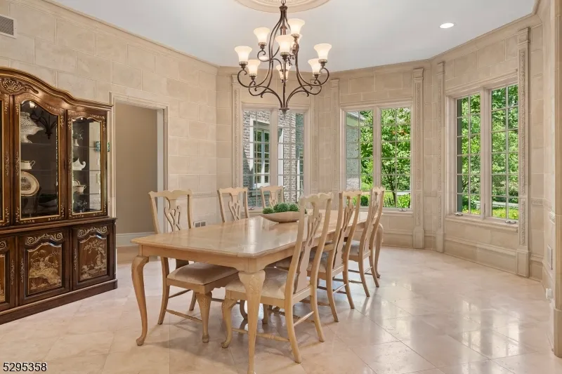 7 Cobblefield Rd Mendham, NJ 07945