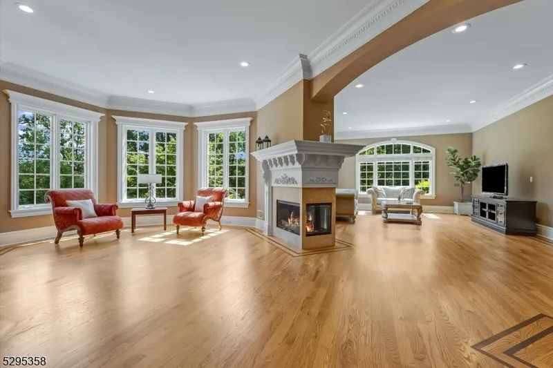 7 Cobblefield Rd Mendham, NJ 07945