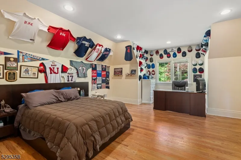 7 Cobblefield Rd Mendham, NJ 07945