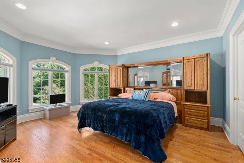 7 Cobblefield Rd Mendham, NJ 07945