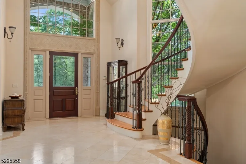 7 Cobblefield Rd Mendham, NJ 07945