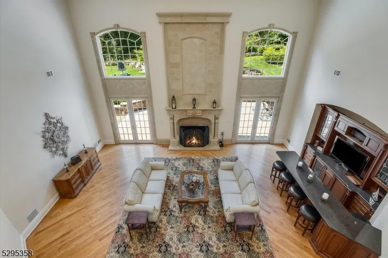 7 Cobblefield Rd Mendham, NJ 07945