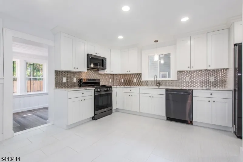 57 Goldsmith Ave Newark City, NJ 07112