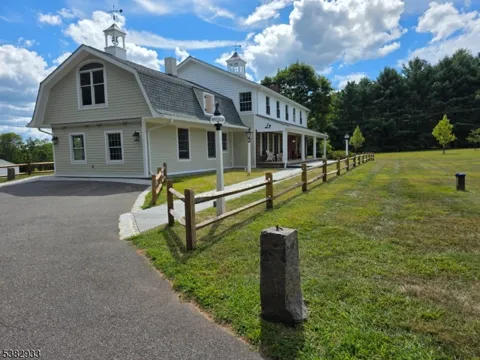 60 Perryville Rd