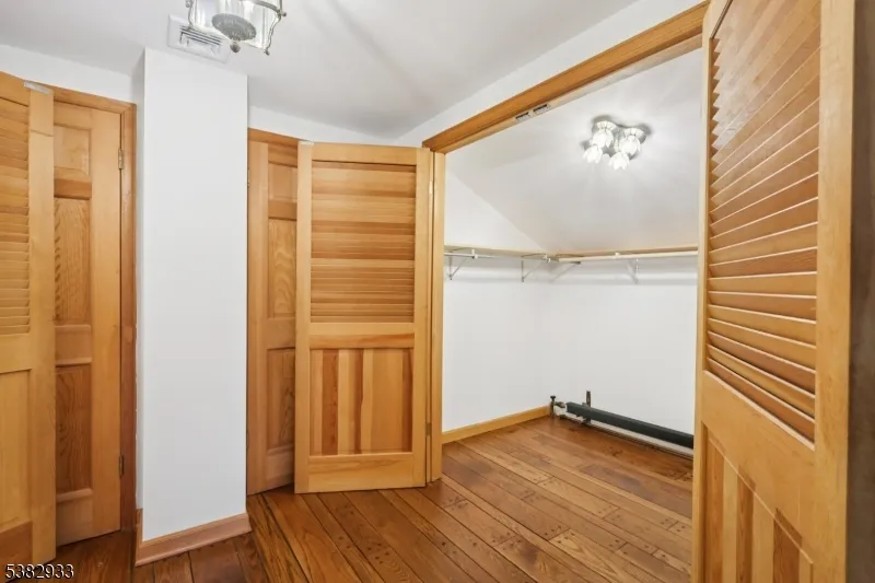 60 Perryville Rd Union, NJ 08867