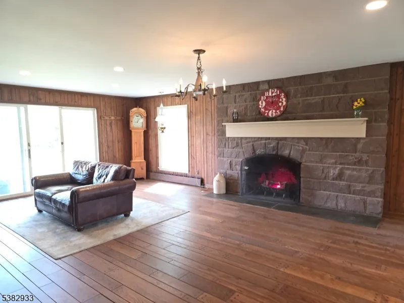 60 Perryville Rd Union, NJ 08867