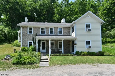 919 Wall St
