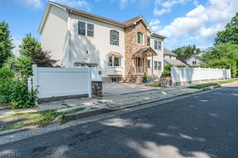 15 Rolfe Avenue Highland Park, NJ 08904