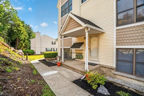 56 Portsmouth Ct #56 Unit 56