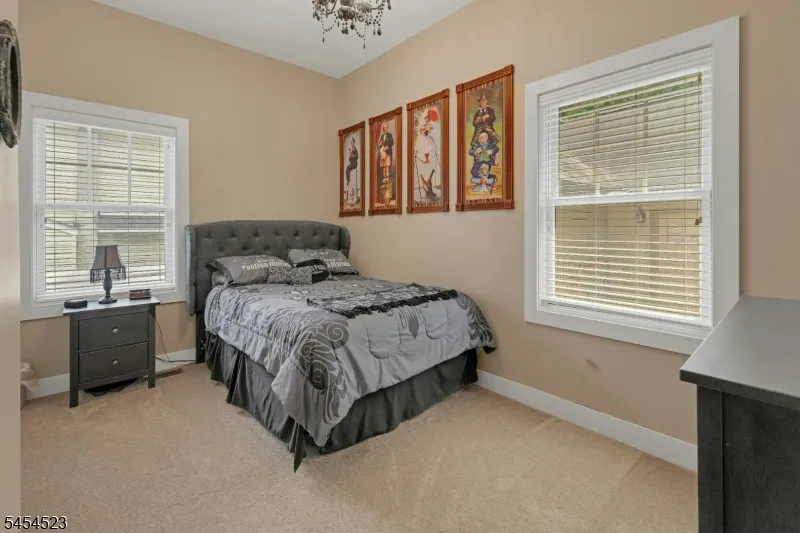 19 Tourne Rd Boonton, NJ 07005