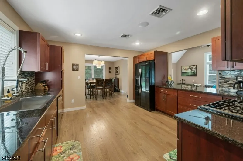 19 Tourne Rd Boonton, NJ 07005