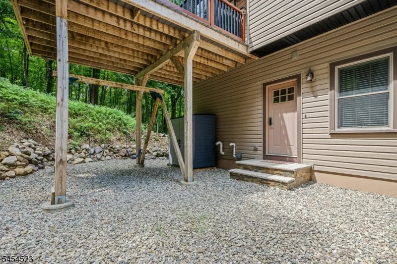 19 Tourne Rd Boonton, NJ 07005